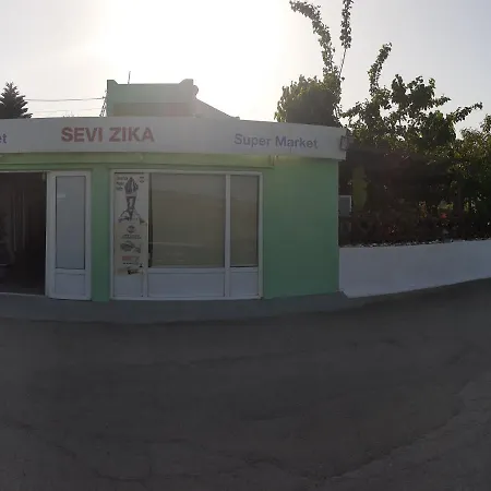 Zikas Apartament *